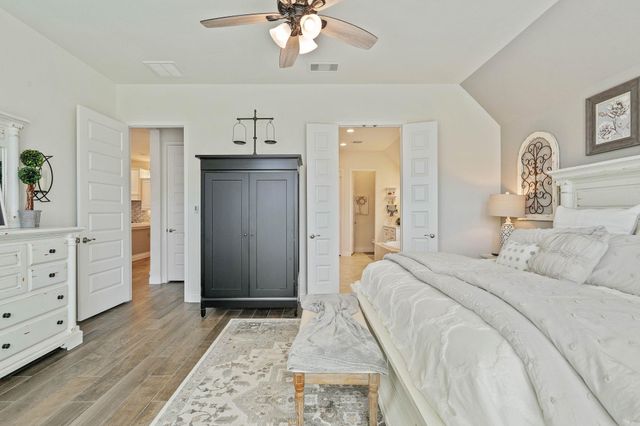 8137 Tyrell Heights Dr, Magnolia, TX 77354