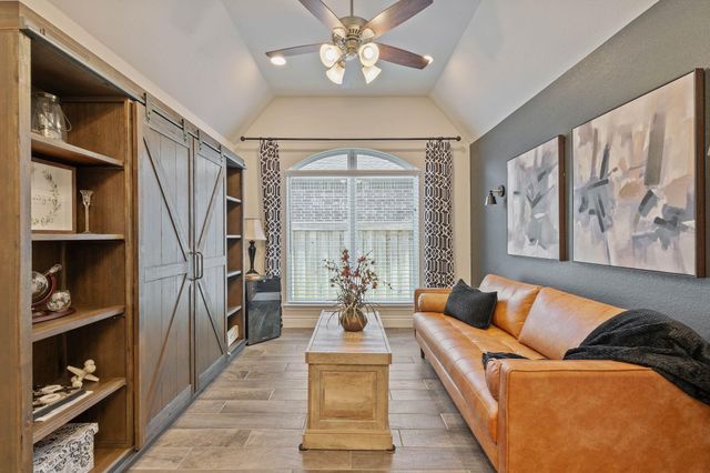 8137 Tyrell Heights Dr, Magnolia, TX 77354