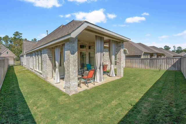 8137 Tyrell Heights Dr, Magnolia, TX 77354