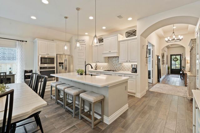 8137 Tyrell Heights Dr, Magnolia, TX 77354