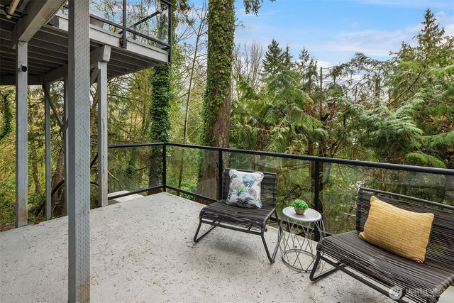 4429 E Mercer Way, Mercer Island, WA 98040