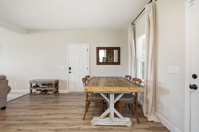 3760 Mealer Rd, Chapel Hill, TN 37034