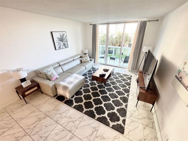 3901 S Ocean Drive 3Y, Hollywood, FL 33019