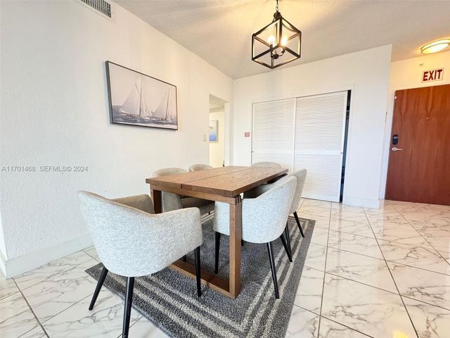 3901 S Ocean Drive 3Y, Hollywood, FL 33019