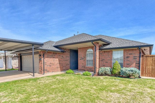 901 SE 36th Street, Moore, OK 73160