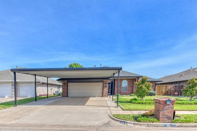 901 SE 36th Street, Moore, OK 73160