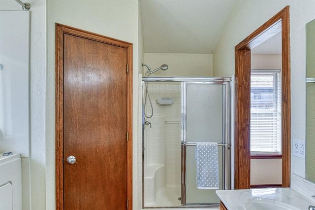 901 SE 36th Street, Moore, OK 73160