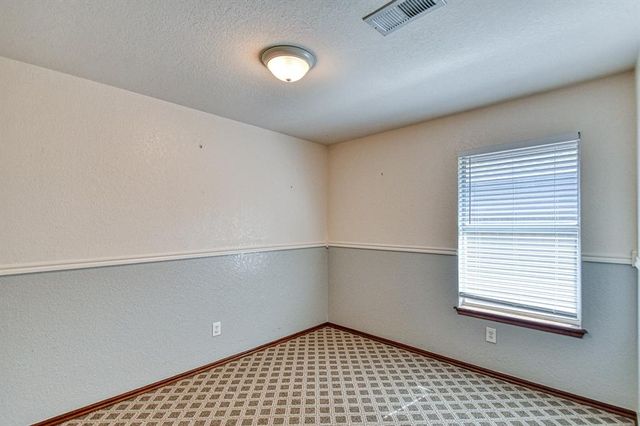 901 SE 36th Street, Moore, OK 73160