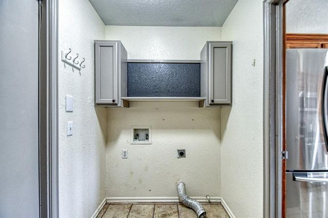 901 SE 36th Street, Moore, OK 73160