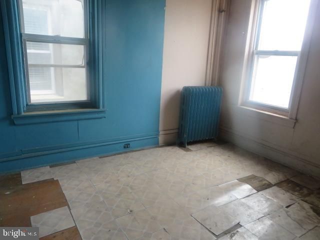 2930 W OXFORD ST, Philadelphia, PA 19121