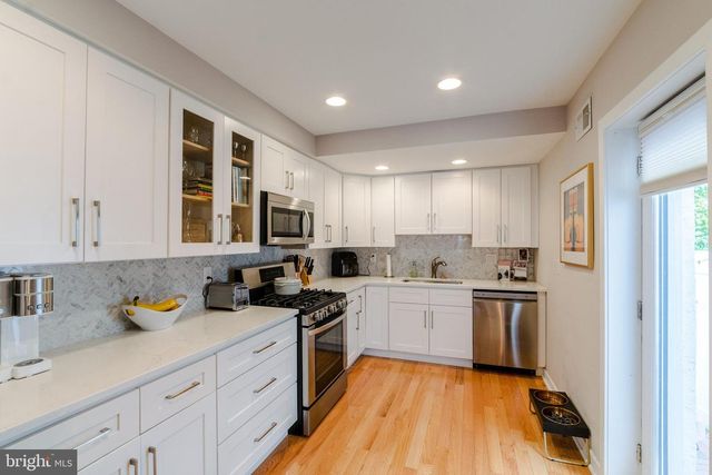811 N BUCKNELL ST, Philadelphia, PA 19130
