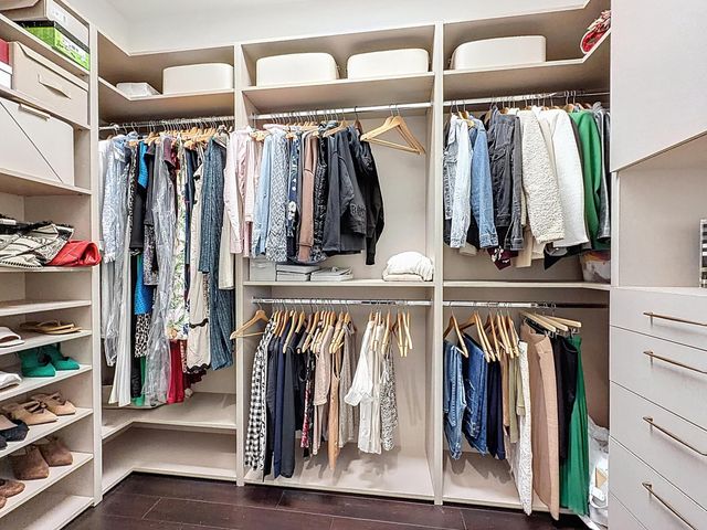 10360 Peninsula Place, Parkland, FL 33076