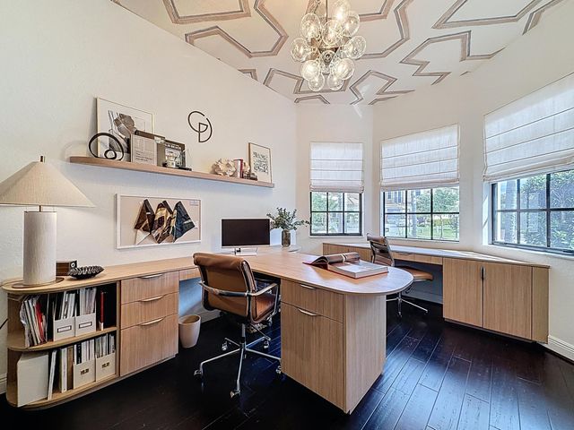 10360 Peninsula Place, Parkland, FL 33076