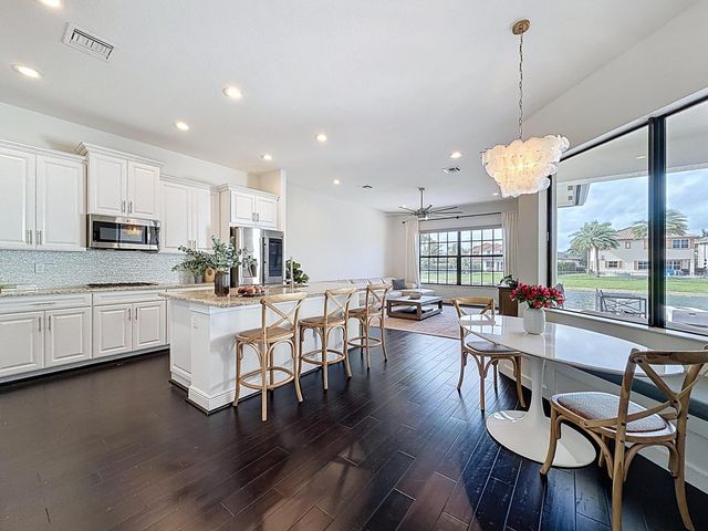 10360 Peninsula Place, Parkland, FL 33076