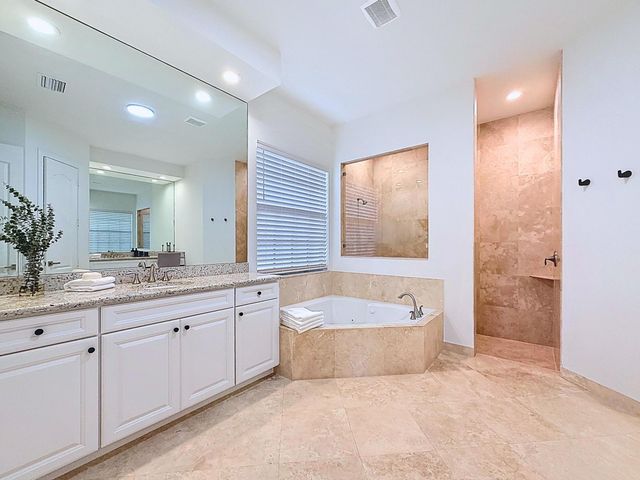 10360 Peninsula Place, Parkland, FL 33076