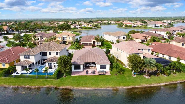 10360 Peninsula Place, Parkland, FL 33076