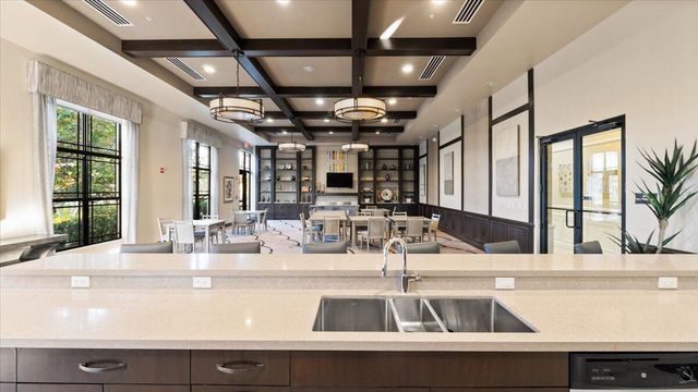 10360 Peninsula Place, Parkland, FL 33076