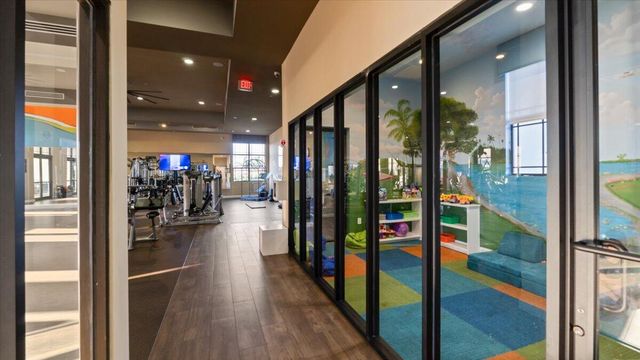 10360 Peninsula Place, Parkland, FL 33076