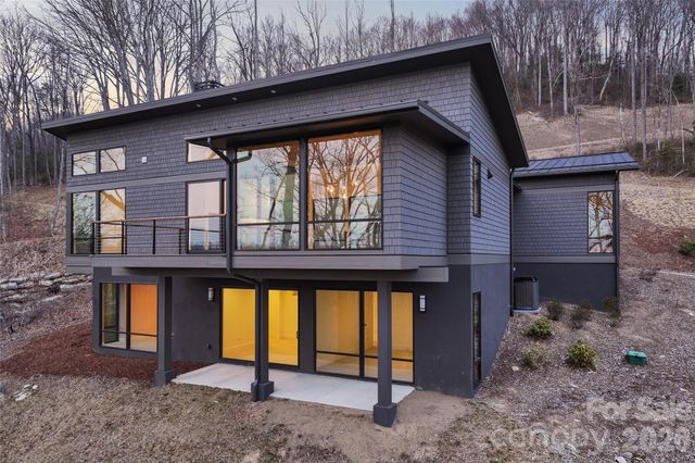 751 New Sprout Lane, Hendersonville, NC 28792