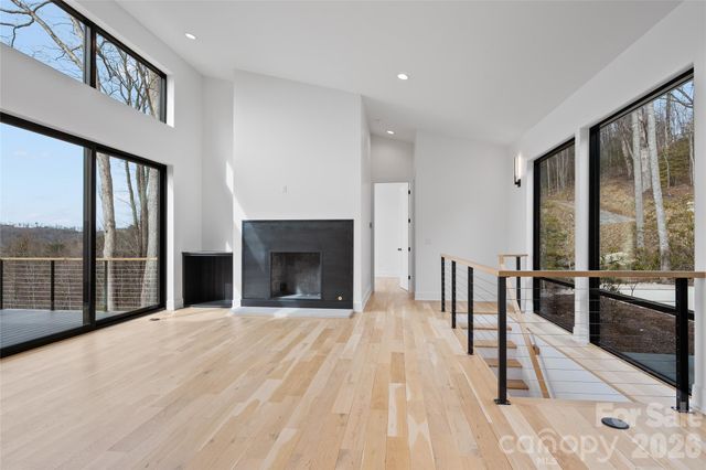 751 New Sprout Lane, Hendersonville, NC 28792