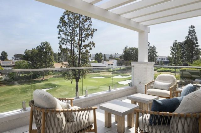 8 Cherry Hills Lane, Newport Beach, CA 92660