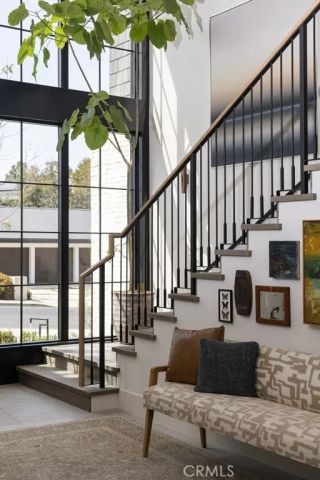 8 Cherry Hills Lane, Newport Beach, CA 92660