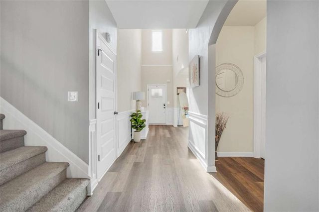 105 Hacienda Avenue, Locust Grove, GA 30248