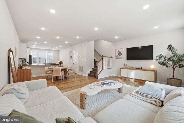 7220 MOUNTAINEER DR, Alexandria, VA 22306