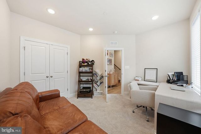 7220 MOUNTAINEER DR, Alexandria, VA 22306