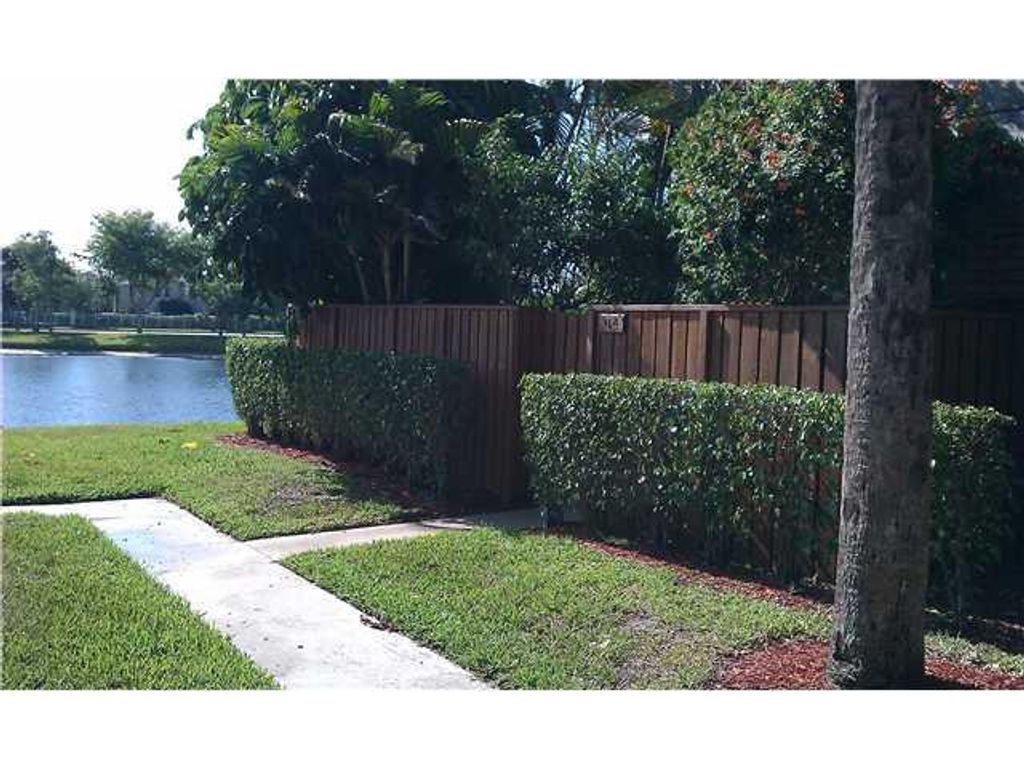 114 Buttonwood Lane 114, Boynton Beach, FL 33436