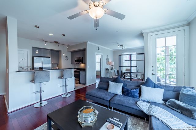 7342 Oak Manor Dr Apt 7202, San Antonio, TX 78229