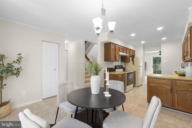 1705 LOGMILL LN, Gaithersburg, MD 20879