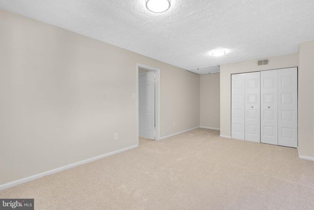 1705 LOGMILL LN, Gaithersburg, MD 20879