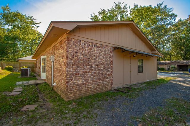 64 St. John, Cabot, AR 72023