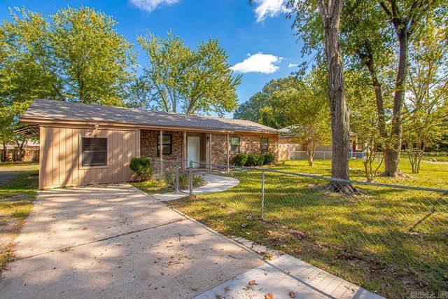 64 St. John, Cabot, AR 72023