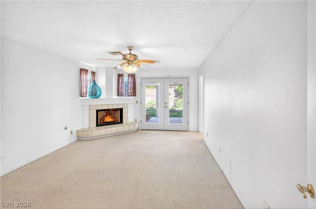 935 Derringer Lane, Henderson, NV 89014