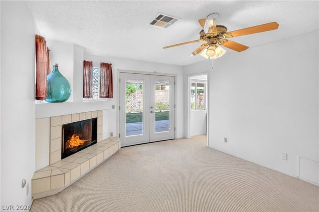 935 Derringer Lane, Henderson, NV 89014