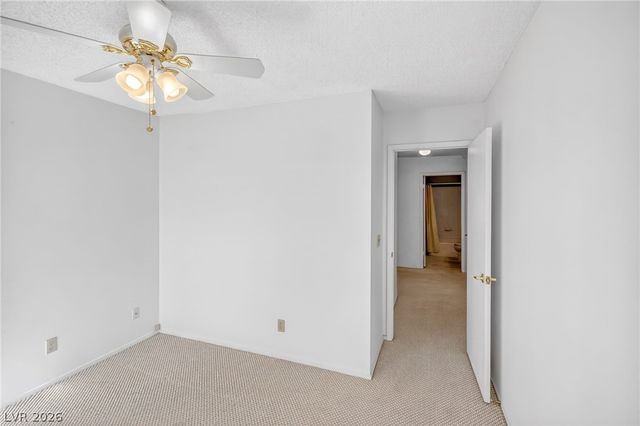 935 Derringer Lane, Henderson, NV 89014