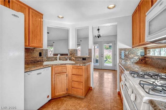 935 Derringer Lane, Henderson, NV 89014