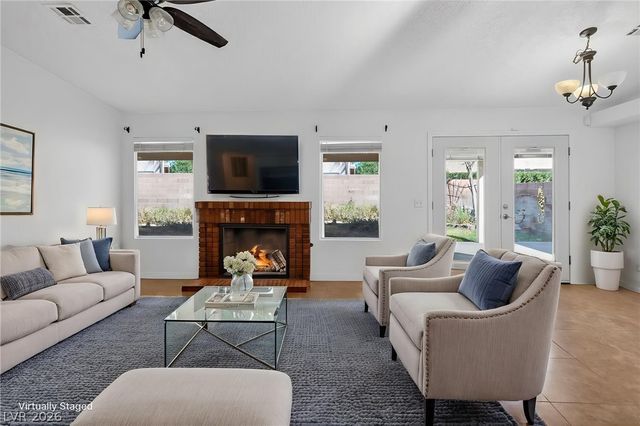 935 Derringer Lane, Henderson, NV 89014