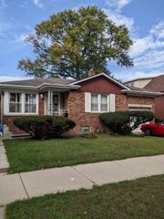 8520 S Laflin Street, Chicago, IL 60620
