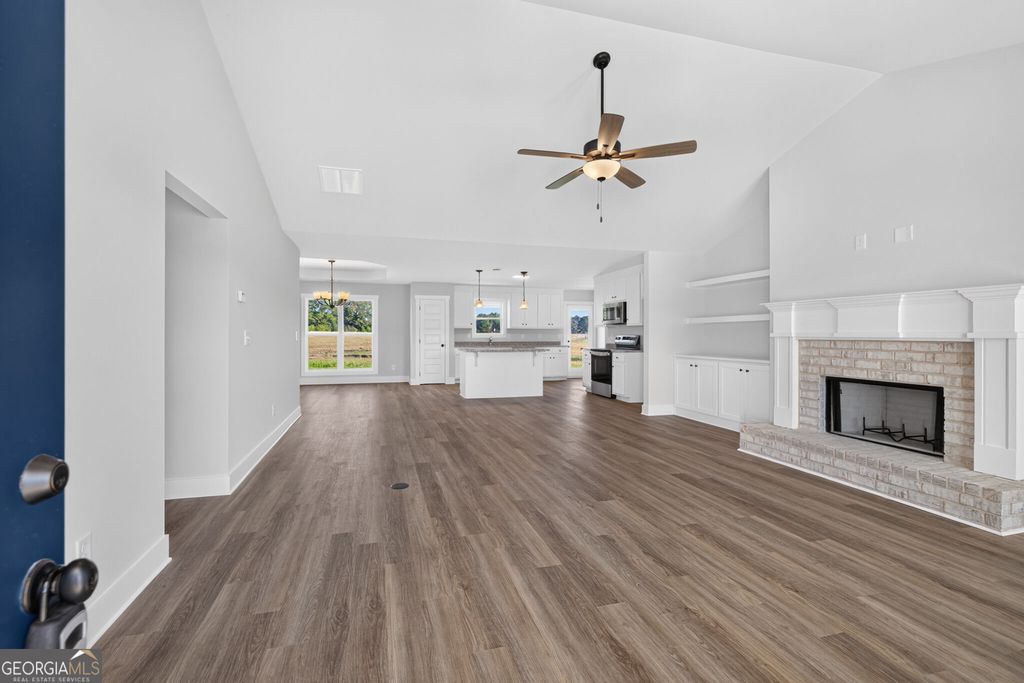408 Seashell Court 14, Statham, GA 30666 — photo 4
