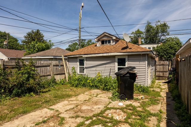 6443 S Talman Avenue, Chicago, IL 60629