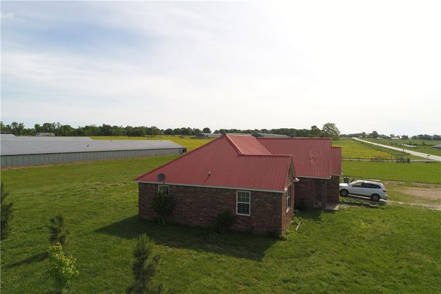 5706 Hwy 127, Rogers, AR 72756