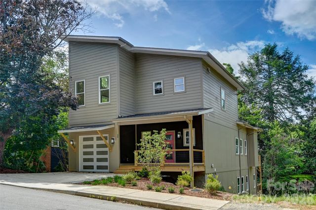 30 Sand Hill Road, Asheville, NC 28806