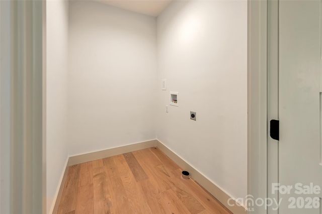 30 Sand Hill Road, Asheville, NC 28806