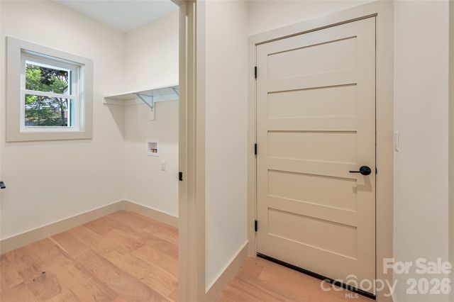 30 Sand Hill Road, Asheville, NC 28806