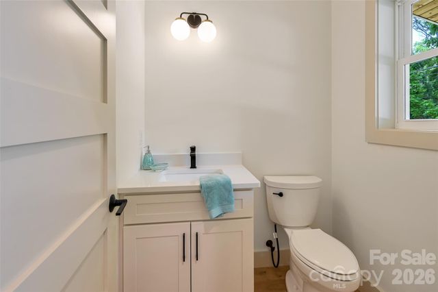 30 Sand Hill Road, Asheville, NC 28806