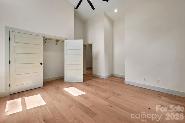 30 Sand Hill Road, Asheville, NC 28806
