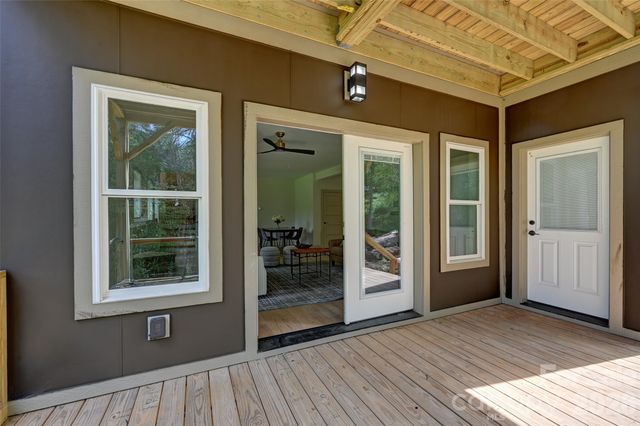 30 Sand Hill Road, Asheville, NC 28806